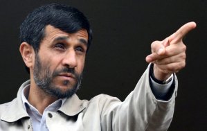 Ahmadinejad: Washington debe cambiar de actitud para un diálogo bilateral