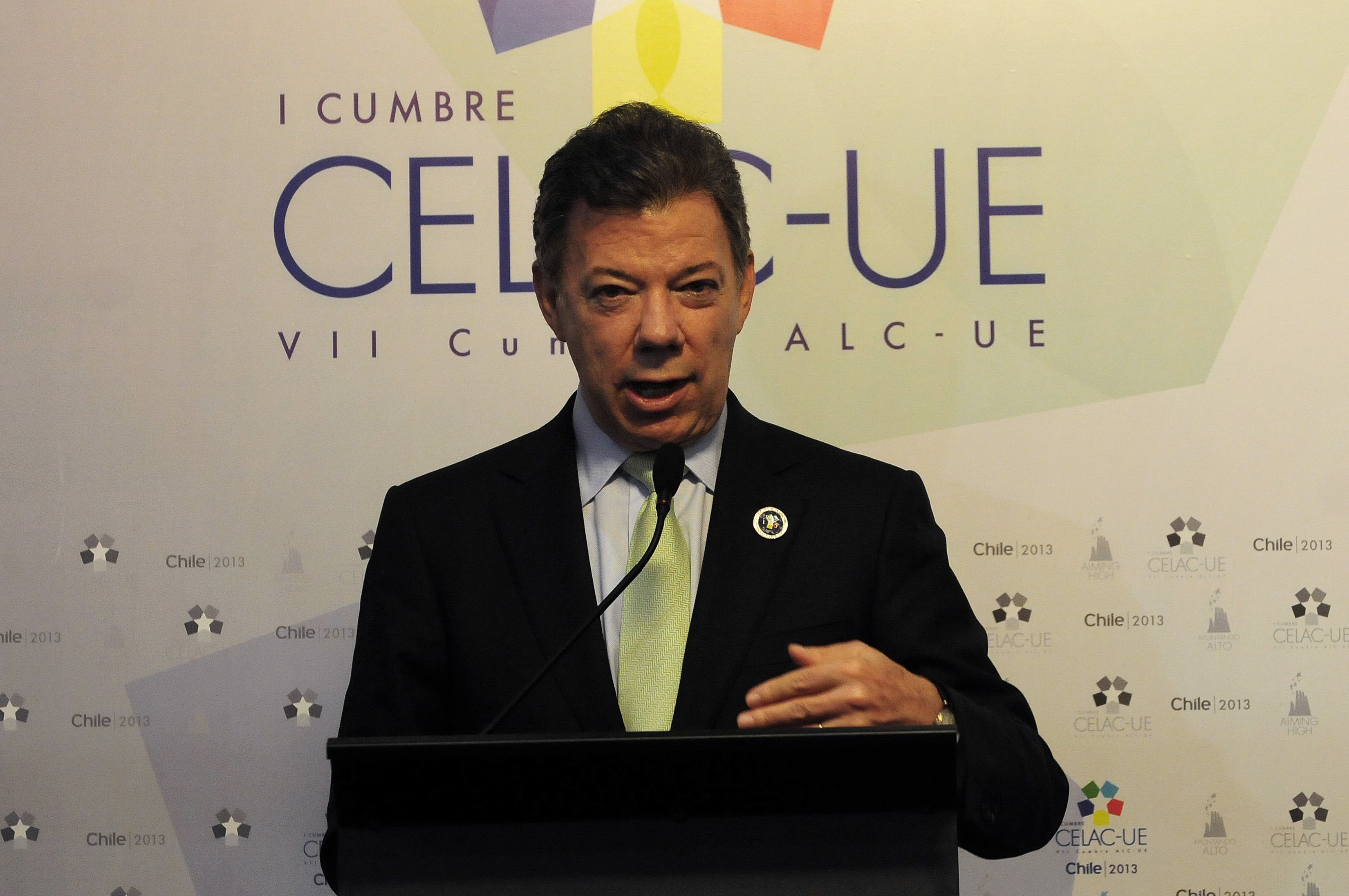 Santos condiciona eventual diálogo con ELN a liberación de canadiense