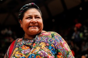 Premio Nobel de la Paz, Rigoberta Menchú dice que el conflicto en Venezuela es por riqueza