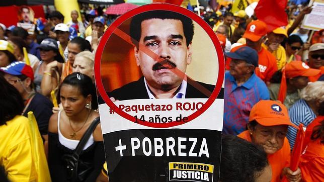 Chavistas y opositores luchan por unos comicios que todavía no se han convocado
