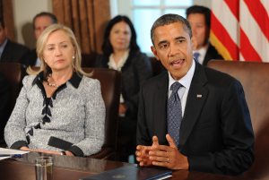 Un libro revela tensiones entre Hillary Clinton y Obama en torno a Afganistán