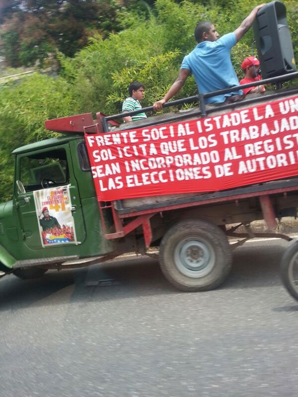 Trancados accesos a la Universidad Simón Bolívar por protesta (FOTO)