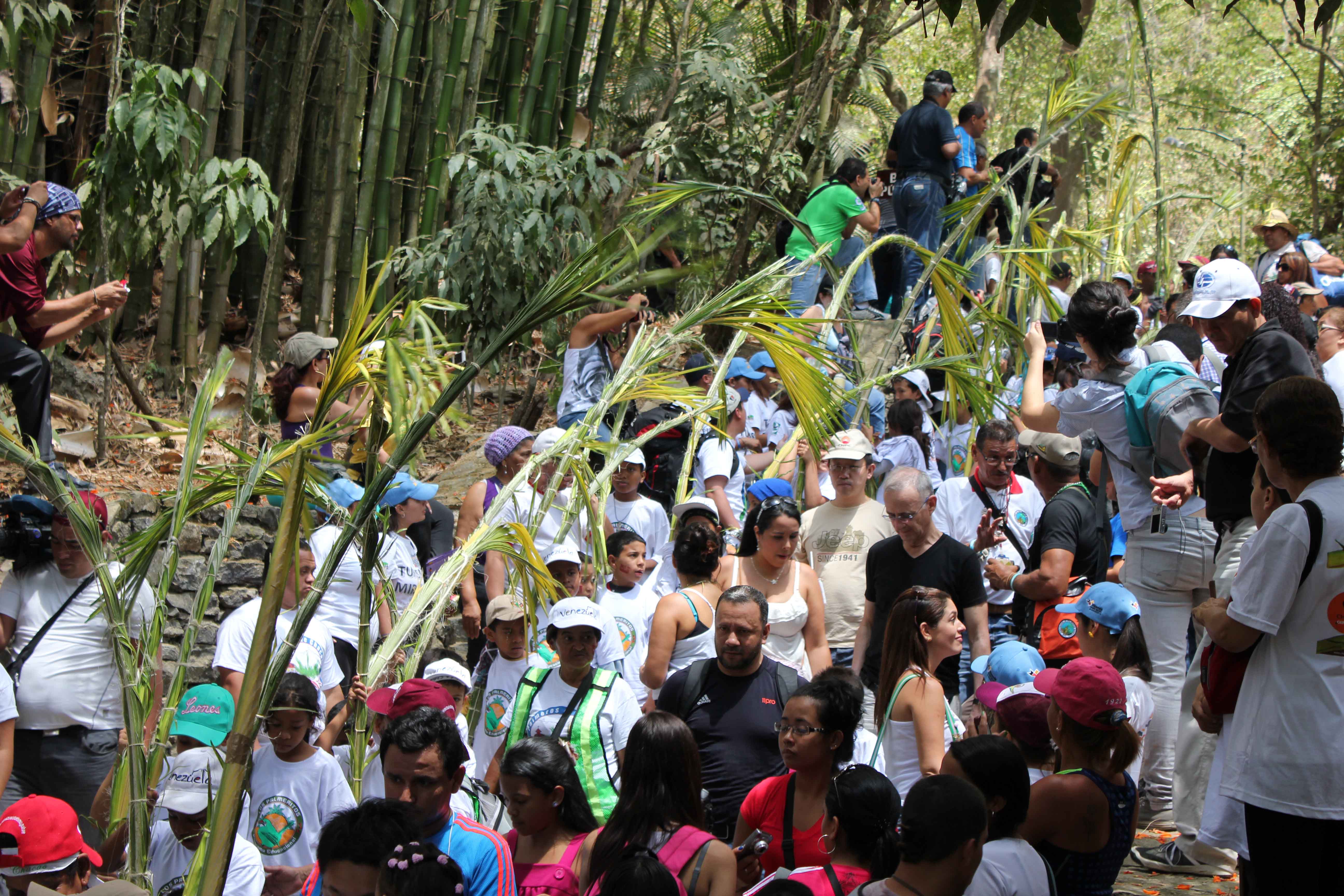 Mirandinos recibieron a los Palmeros de Chacao (Fotos)