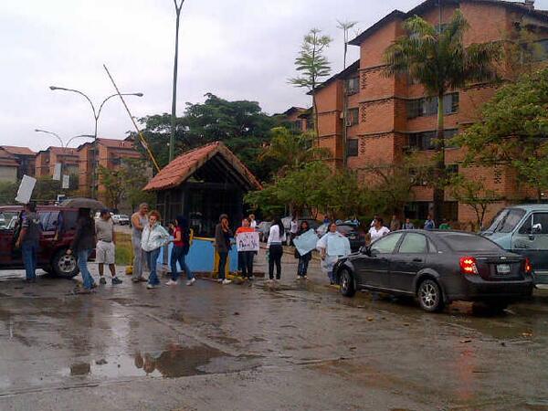 Protesta en Nueva Casarapa genera caos en Guarenas