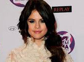 Así se ve Selena Gómez en los premios MTV (Foto+Uff)