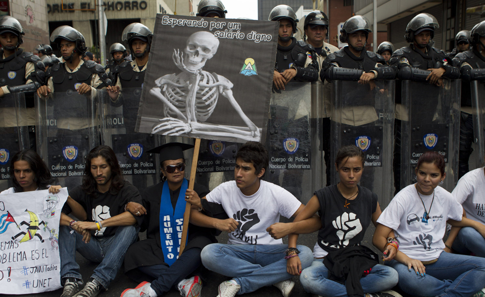 Estudiantes universitarios marchan este sábado (Video + ruta)