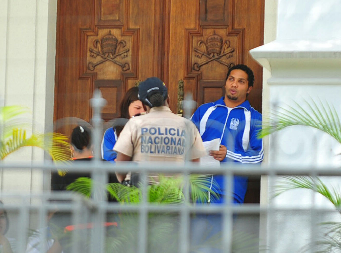 Estudiantes inician huelga de hambre en la nunciatura apostólica (Fotos + Video + Documento)