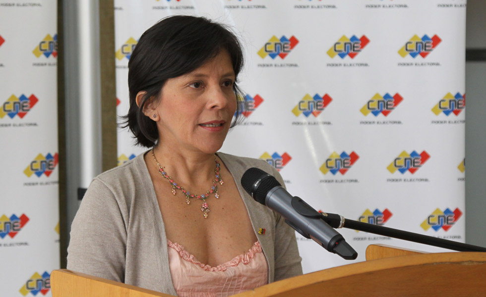Sandra Oblitas reaccionó a denuncia de Capriles y ahora funcionarios acudirán al MP (Video)