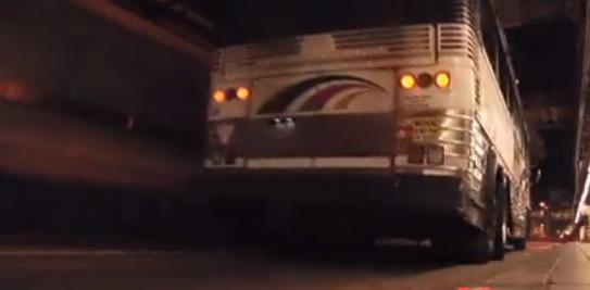 El autobusero que se masturba manejando (Video)