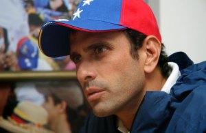 Capriles cenará esta noche con el presidente Sebastian Piñera