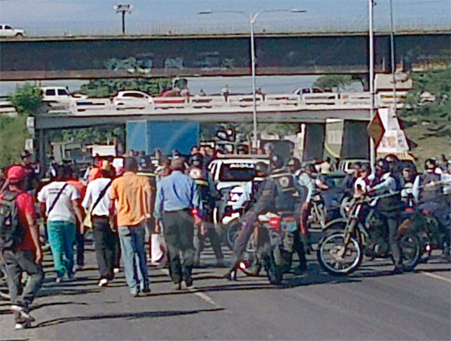 Protesta a favor de Richard Mardo trancó temporalmente la ARC