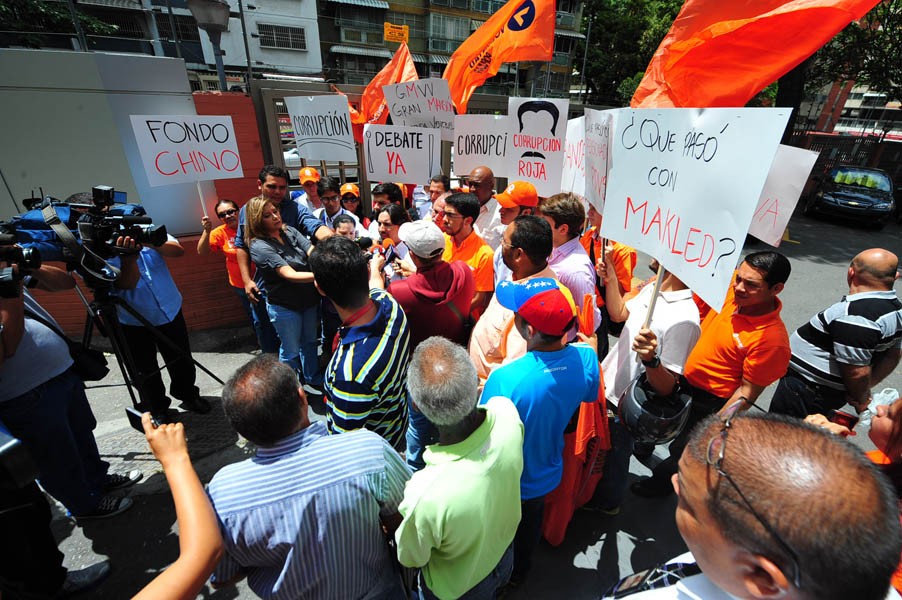 Voluntad Popular pide a VTV transmita debate sobre corrupción (Fotos)