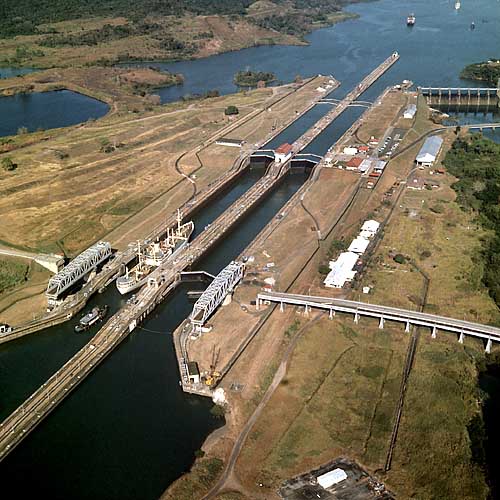 Canal de Panamá cumple 99 años orgulloso de que lo quieran “imitar”