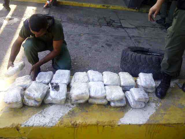La GNB encontró 15 kilos de “Super Marihuana” en el caucho de repuesto de un rústico