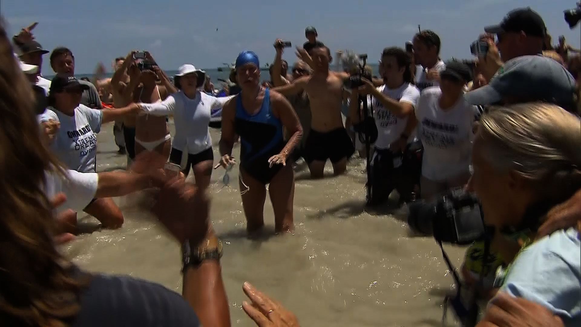 La hazaña de Diana Nyad, una nadadora de 64 años (Video)