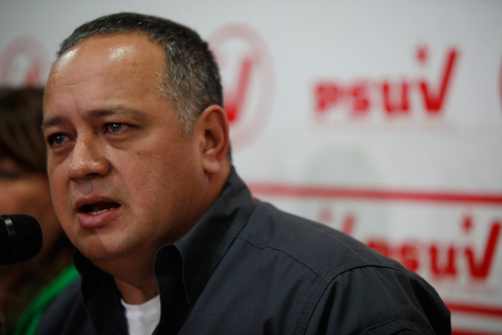 Diosdado Cabello podría tomar acciones legales contra Tal Cual y Carlos Genatios