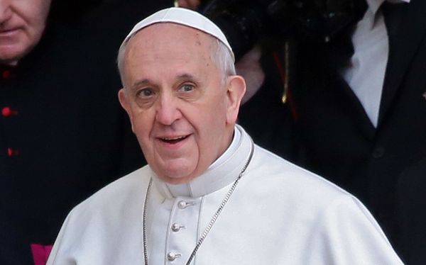 Papa Francisco admite que no puede pensar en una Iglesia sin monjas