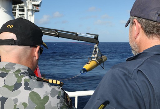 El rastreo submarino del vuelo MH370 en el Indico terminará en mayo