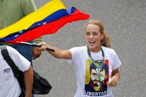 Lilian Tintori: Quieren iniciar un juicio injusto contra Leopoldo López