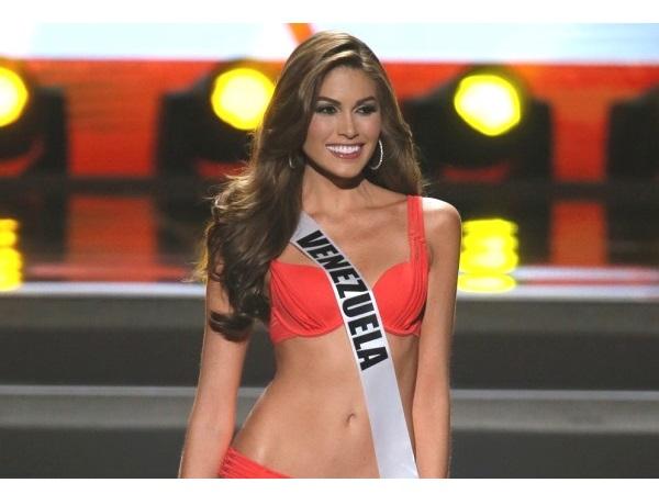 Miss Universo invita a los venezolanos a reflexionar