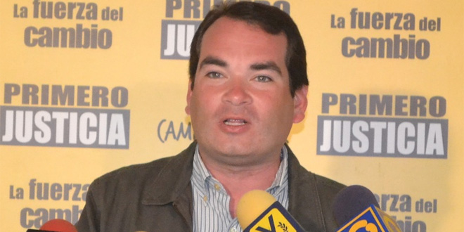 Tomás Guanipa denuncia que AN no laboró por Congreso del Psuv