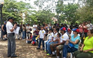 Larenses realizaron asamblea de calle sobre Resolución 058 #3M