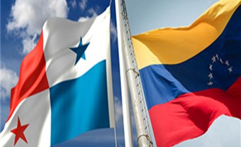 Consulado de Venezuela en Panamá comenzó a entregar pasaportes pendientes