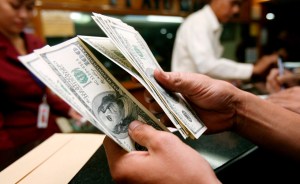 Dólar Simadi cierra la semana en baja