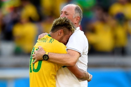 Scolari: Va a ser difícil poner a Neymar en el próximo partido