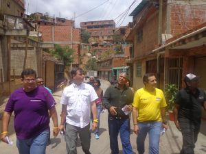 Concejales de Sucre rechaza negativa de medida humanitaria contra Simonovis