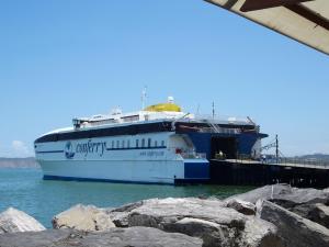 Trabajos en terminal de ferrys de Puerto La Cruz continúan parados