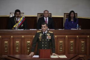 Padrino López se defiende de las criticas por discurso del 5 de julio