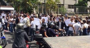 Estudiantes de la Unefa se incorporan a protesta contra la inseguridad (Fotos)