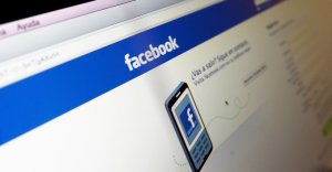 El diario Facebook, una tendencia que no alegra a la prensa