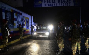 Maduro ordenó cerrar la frontera con Colombia por 72 horas