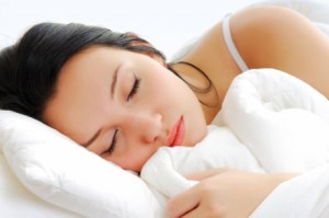 El cerebro sigue procesando estímulos durante el sueño
