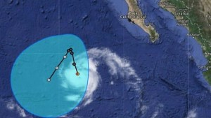El huracán Rachel se degrada a tormenta tropical lejos de la costa mexicana