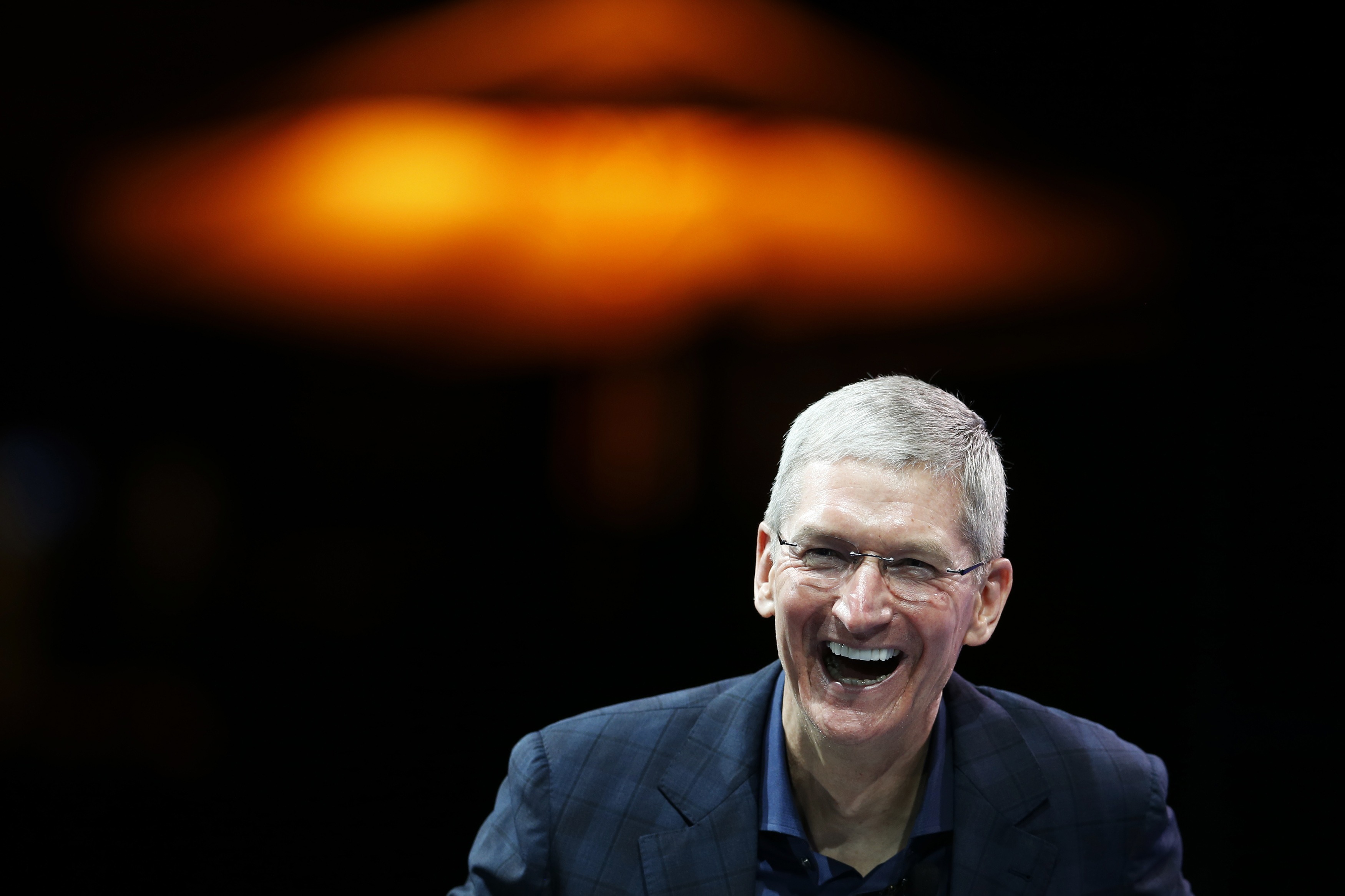 Tim Cook sale del closet: Estoy orgulloso de ser gay