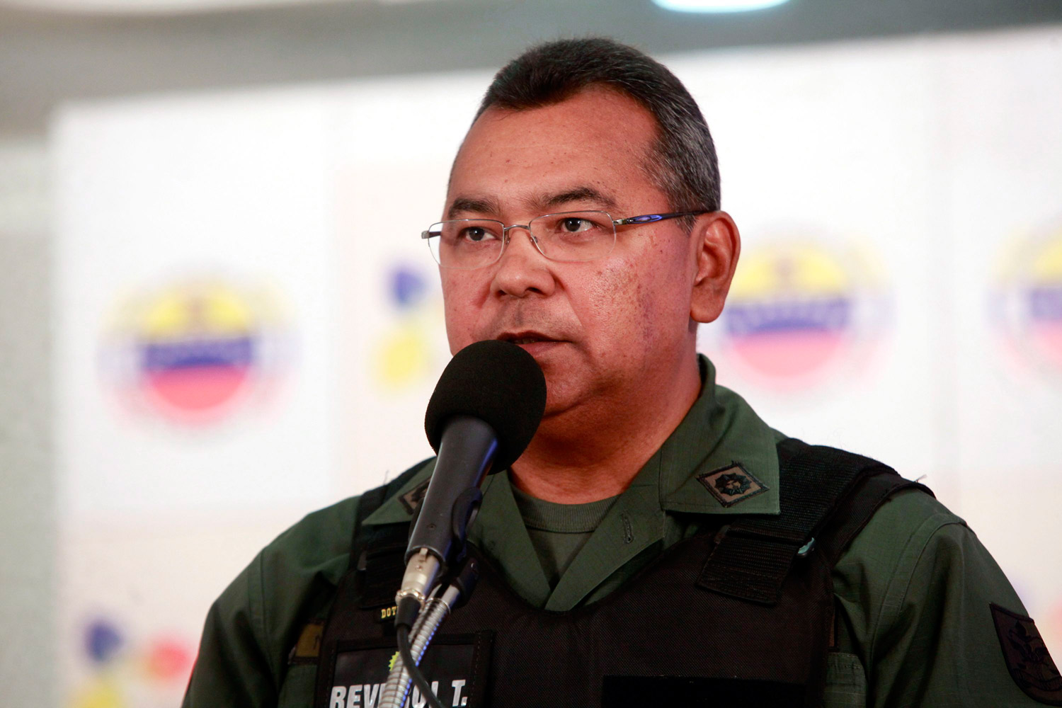 Néstor Reverol salió en defensa de militares que amedrentaron a Ramos Allup en el aeropuerto