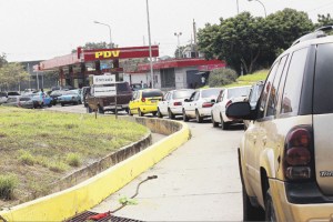 La odisea para poner combustible en Venezuela: Recorrí 20 gasolineras y 18 estaban cerradas