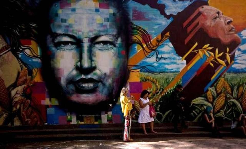 Lanzan oficialmente Instituto sobre Pensamiento de Hugo Chávez