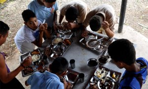 Colegio bolivariano en Vargas dejó de dar almuerzos