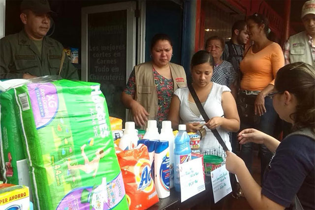 Hoy comienza el decomiso de mercancía a buhoneros