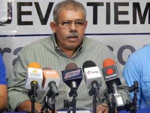 Diputado Elias Matta realiza siete propuestas para el rescate económico de Venezuela