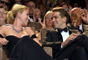 Scarlett Johansson se casó con Romain Dauriac