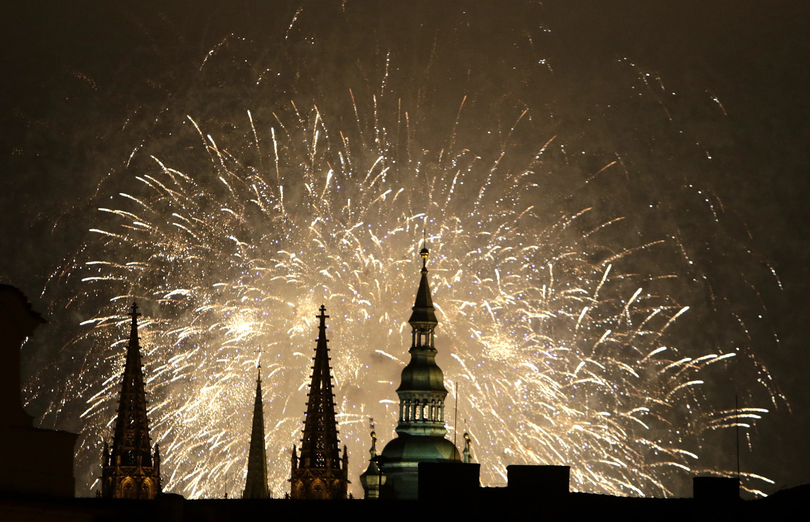 Praga celebra el primer día del 2015 (Fotos)