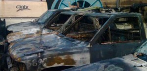 Desadaptados lanzan explosivo contra vehículos de Cantv