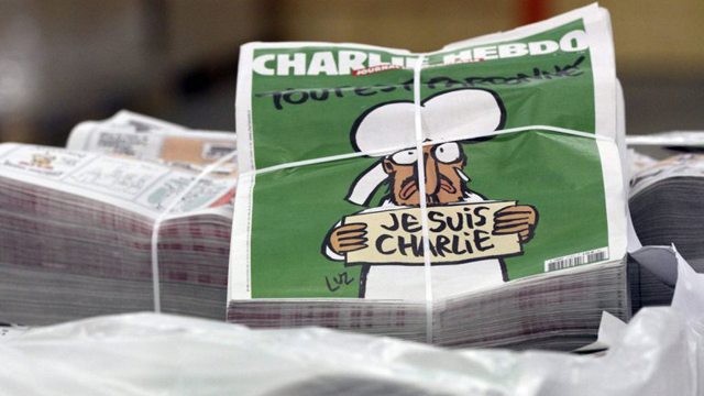 Macron defiende la libertad de prensa en el aniversario de Charlie Hebdo
