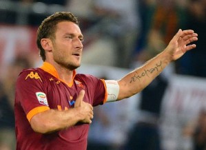 Francesco Totti anuncia su retiro deportivo