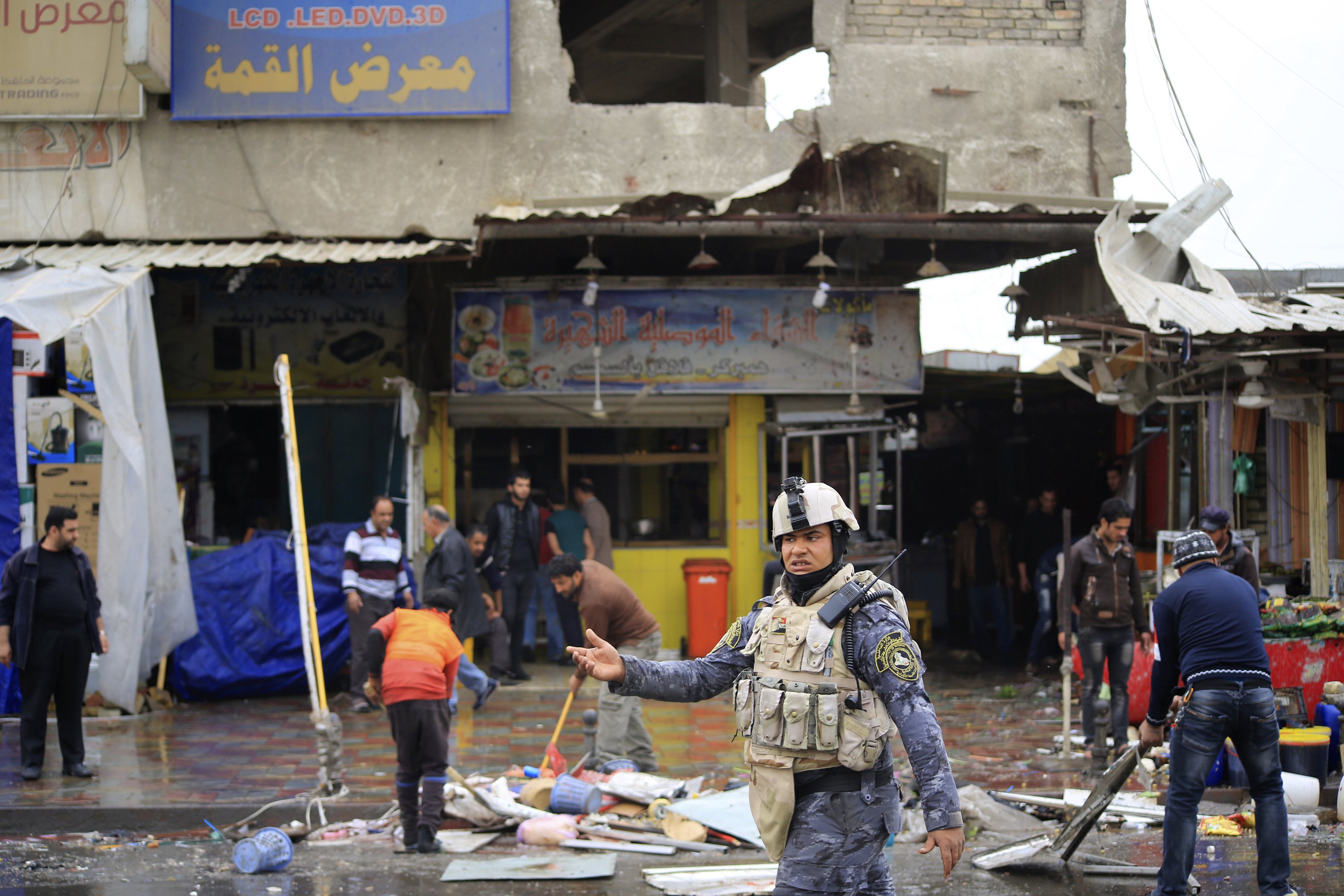 Dos bombas dejan al menos 15 muertos en Bagdad